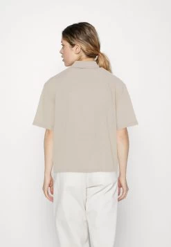 Even&Odd Linen-Mix Button Down Blouse - Chemisier - Beige -Pas Cher Mode Féminine Magasin 0c42a8f256c6472ebc62eae26f7976db