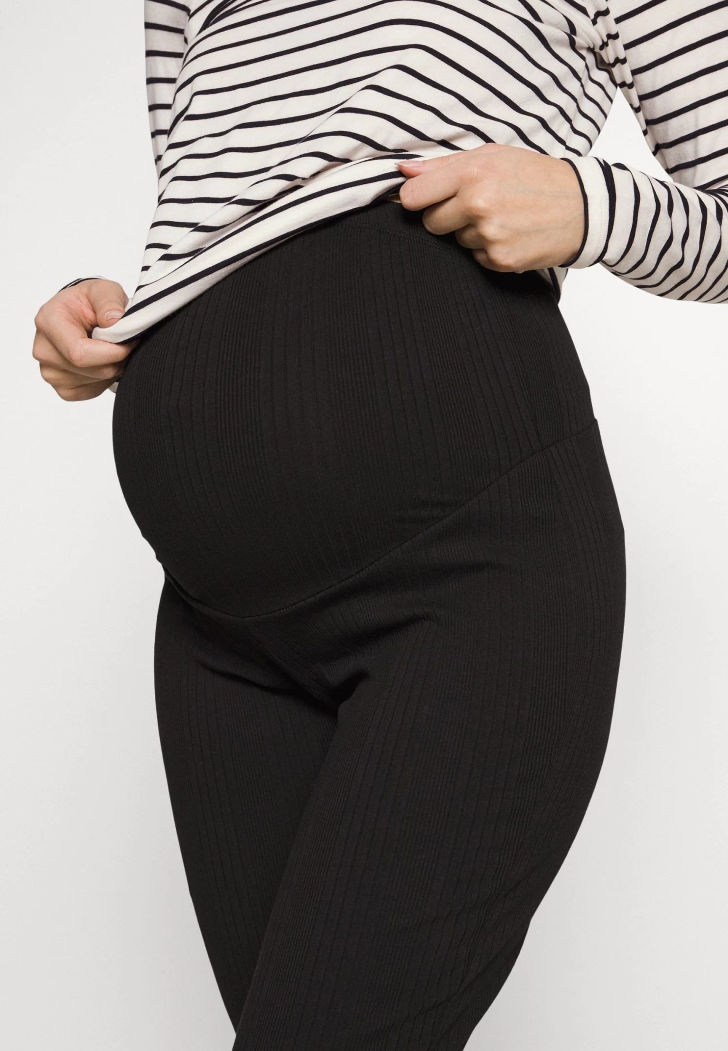 Maternity Flared Trouser - Pantalon Classique - Black 5 Maternity Flared Trouser - Pantalon Classique - Black – Image 5