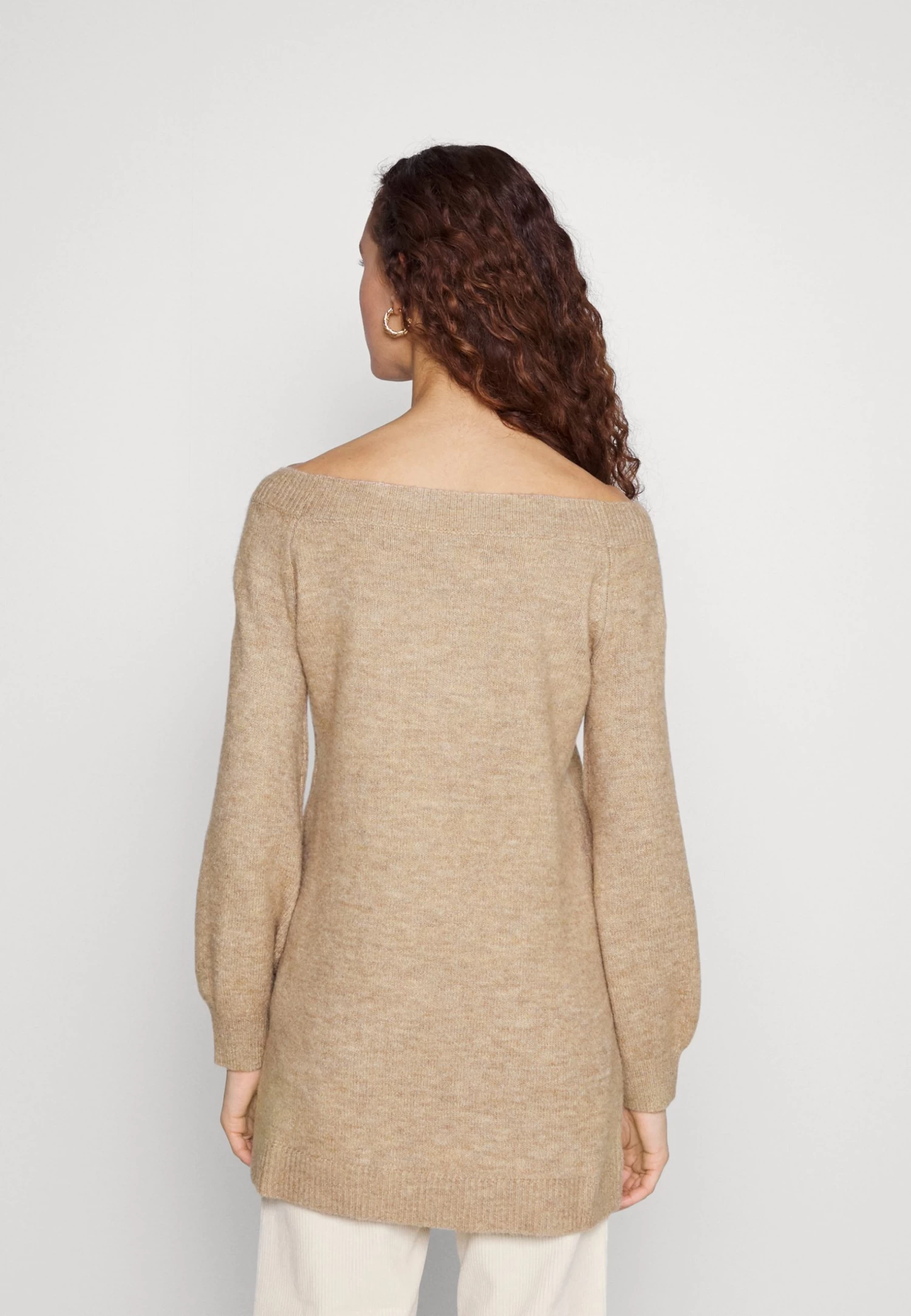 Even&Odd Schulterfrei Mini Strickkleid - Robe Pull - Camel 3 Even&Odd Schulterfrei Mini Strickkleid - Robe Pull - Camel – Image 3