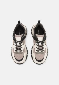 Even&Odd Baskets Basses - Black/White 11 Even&Odd Baskets Basses - Black/White -Pas Cher Mode Féminine Magasin 3037c5afc9944342aca7406db222b36c