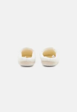 Even&Odd Chaussons - Off-White -Pas Cher Mode Féminine Magasin 35c6cdf3ba4a4b4bbdde8f8994562a0c