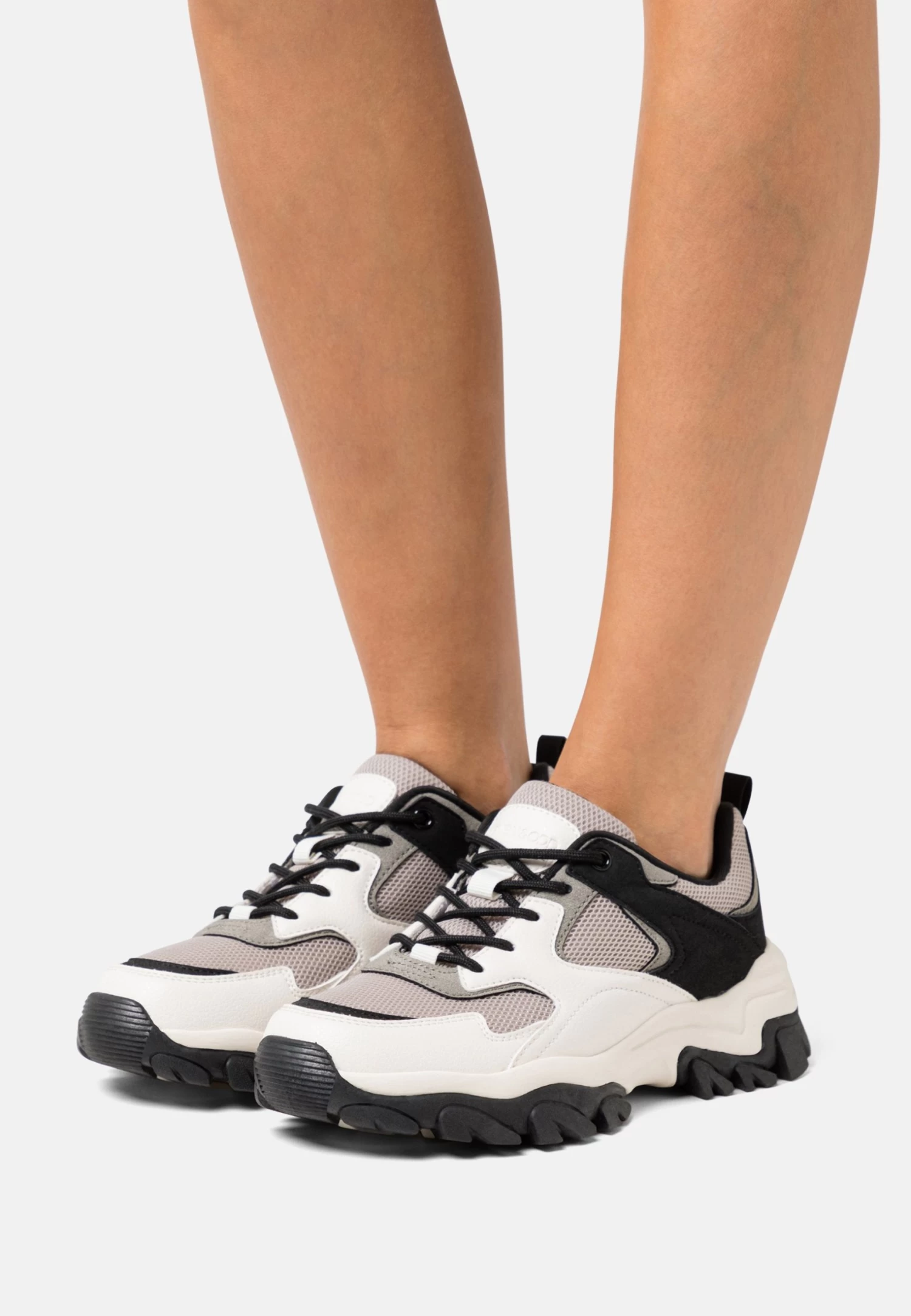 Even&Odd Baskets Basses - Black/White 1 Even&Odd Baskets Basses - Black/White