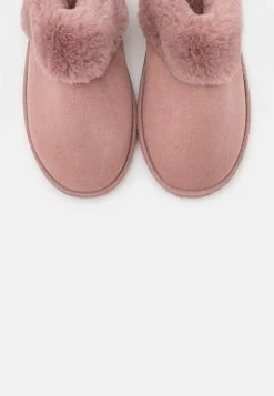 Even&Odd Chaussons - Pink -Pas Cher Mode Féminine Magasin 38a66edd60124b81a0bf57b7c2c8bfed