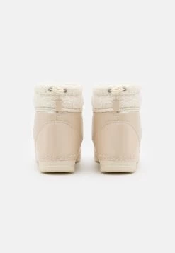 Even&Odd Bottes De Neige - Off-White -Pas Cher Mode Féminine Magasin 4b781fdf38a84940a74cc47a728f24b3