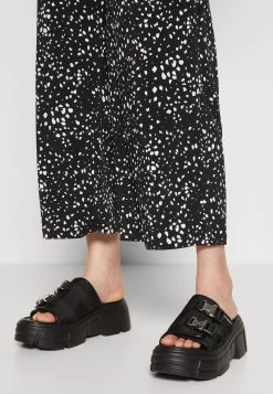 Even&Odd Combinaison - Black/White -Pas Cher Mode Féminine Magasin 4cc010655eb541c2a3f6be04998389fe