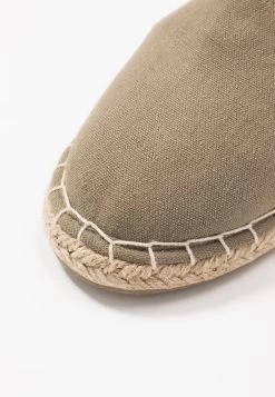 Even&Odd 2 Pack - Espadrilles - Cognac/Khaki 17 Even&Odd 2 Pack - Espadrilles - Cognac/Khaki -Pas Cher Mode Féminine Magasin 4f5e798a882e4e7580b93e1dda3eba3d