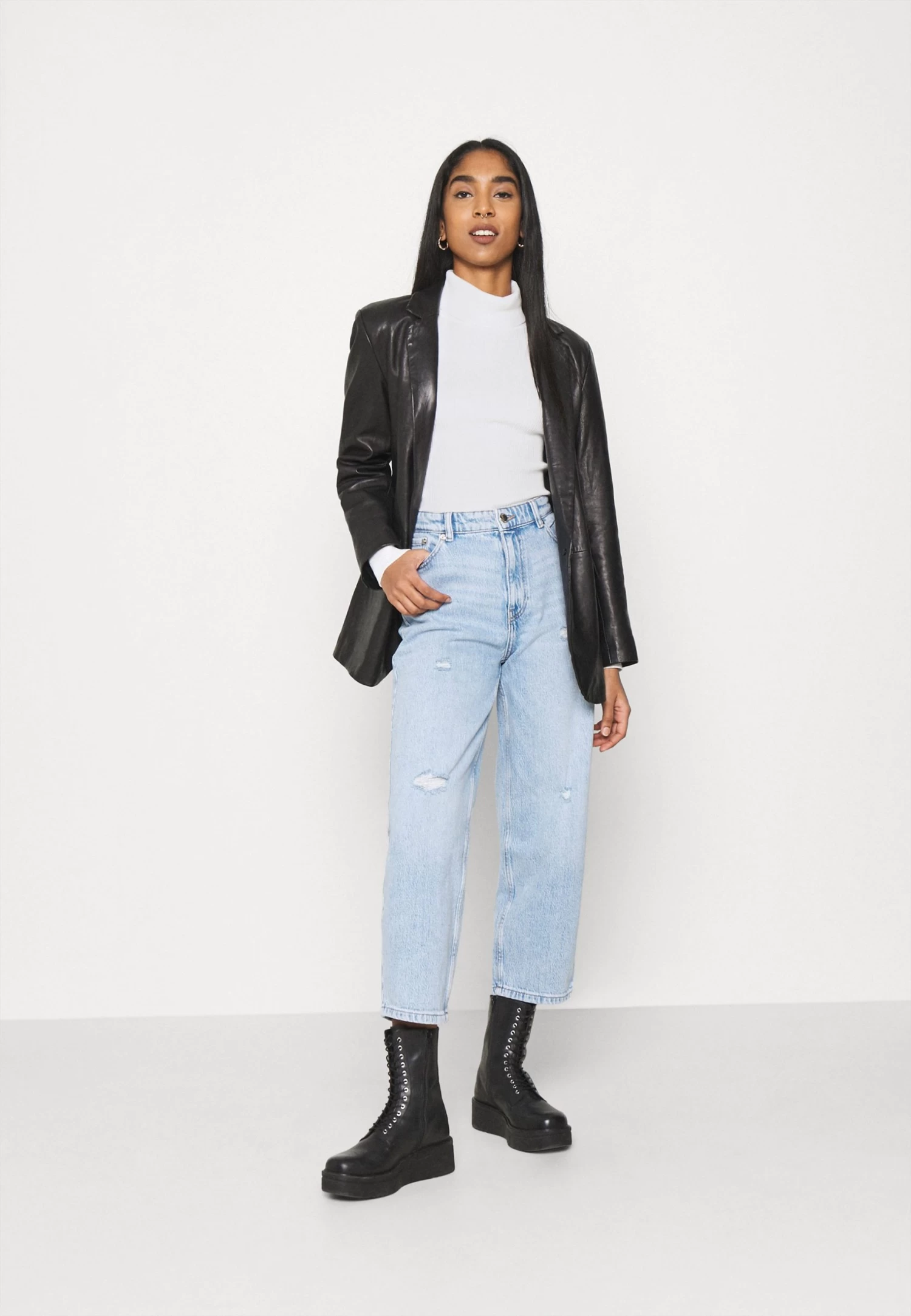 Even&Odd Cropped Turtle Neck 2 Pack - Pullover - Black/ White 1 Even&Odd Cropped Turtle Neck 2 Pack - Pullover - Black/ White