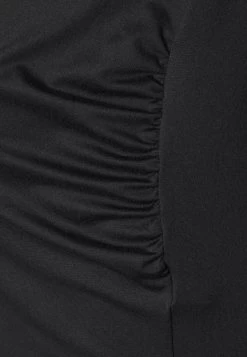 T-Shirt À Manches Longues - Black -Pas Cher Mode Féminine Magasin 73e39d19f77b443c8052cec15546122d