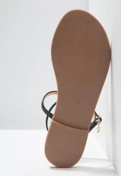 Even&Odd Tongs - Black -Pas Cher Mode Féminine Magasin 7ccd386961d84b9ab690a90db4141eca