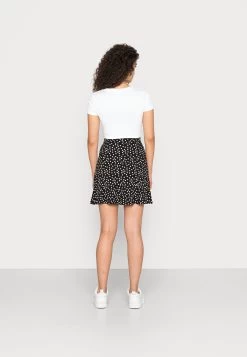 Even&Odd Mini Skirt With Volant - Jupe Trapèze - Black/White -Pas Cher Mode Féminine Magasin 8378b46116d24880bbe73b772a543adf