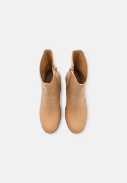 Even&Odd Bottines À Talons Hauts - Beige -Pas Cher Mode Féminine Magasin 92edc5466c874abeb2f42b3dec7f4178