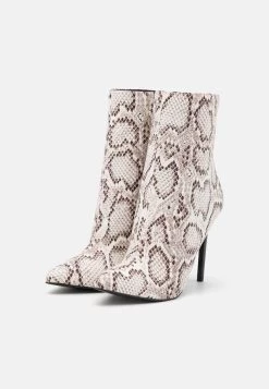 Even&Odd Bottines À Talons Hauts - Coloured -Pas Cher Mode Féminine Magasin 9fd3c56ce01c40d9aedf5e7a60375125