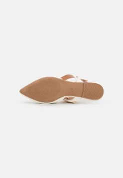 Sandales - Off-White 10 Sandales - Off-White -Pas Cher Mode Féminine Magasin bebba54266da482ba26ab665fd47d46d