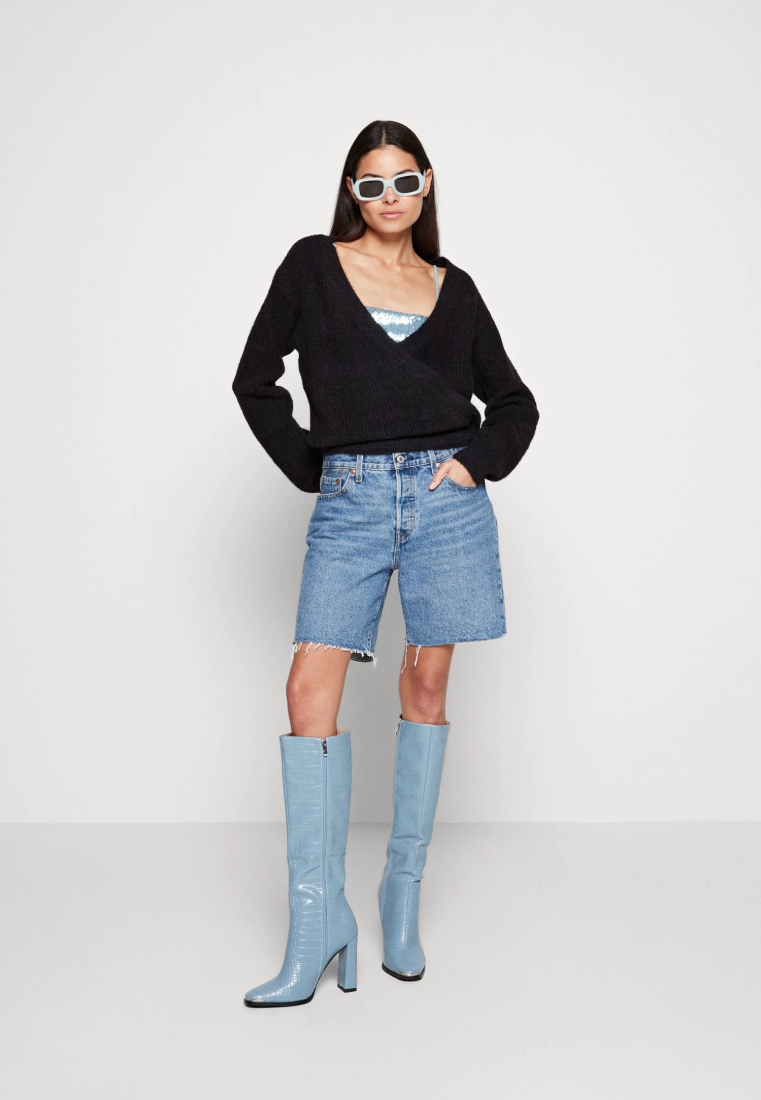 Even&Odd Pullover - Black 3 Even&Odd Pullover - Black – Image 3