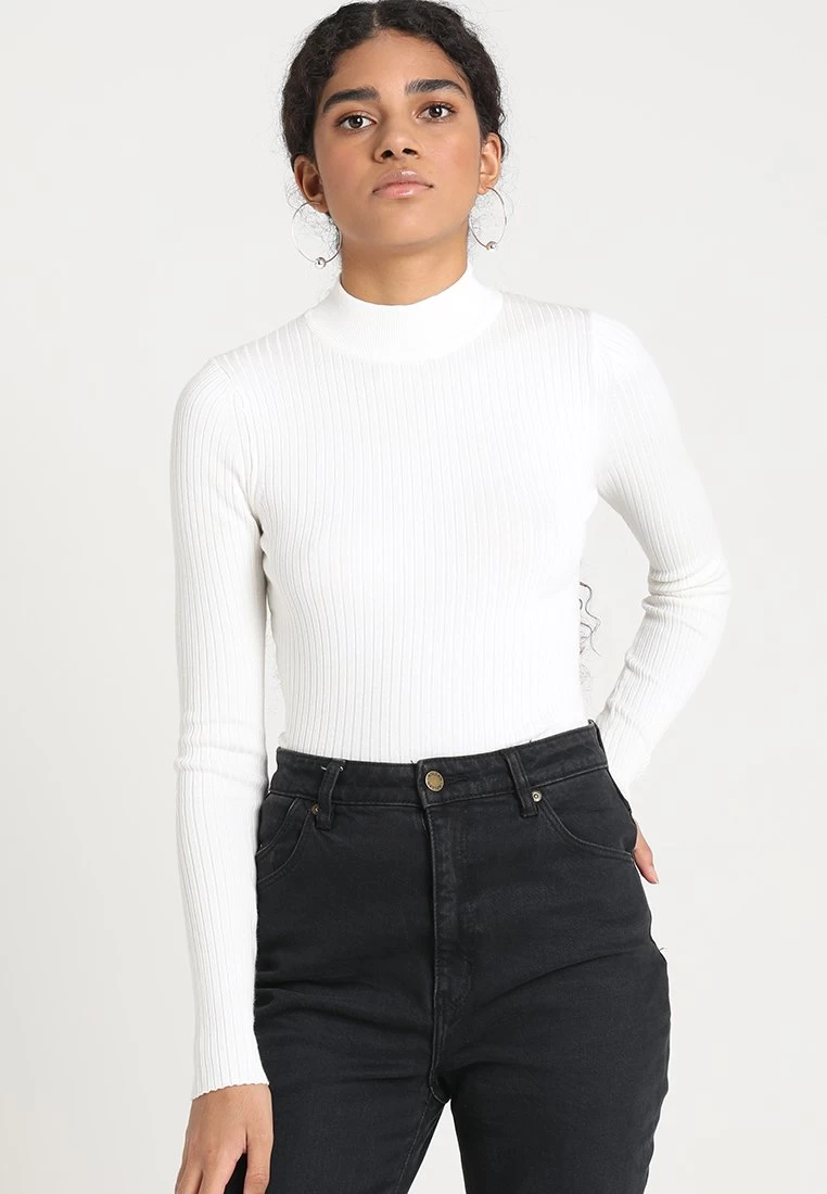 Even&Odd Pullover - Off White 1 Even&Odd Pullover - Off White