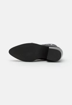 Even&Odd Santiags - Black 10 Even&Odd Santiags - Black -Pas Cher Mode Féminine Magasin ca326435576d4662b5bc749dbf0cefc9