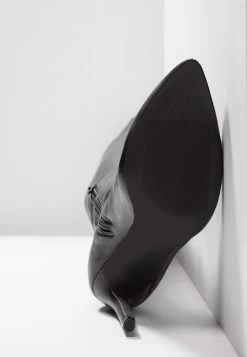 Even&Odd Bottes À Talons Hauts - Black -Pas Cher Mode Féminine Magasin d01dfb6f2dd140b38b3e718bf8dc4b4a