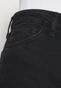 Jean Boyfriend - Black Denim -Pas Cher Mode Féminine Magasin d063c20f0172460998332e2f0b70d1b3