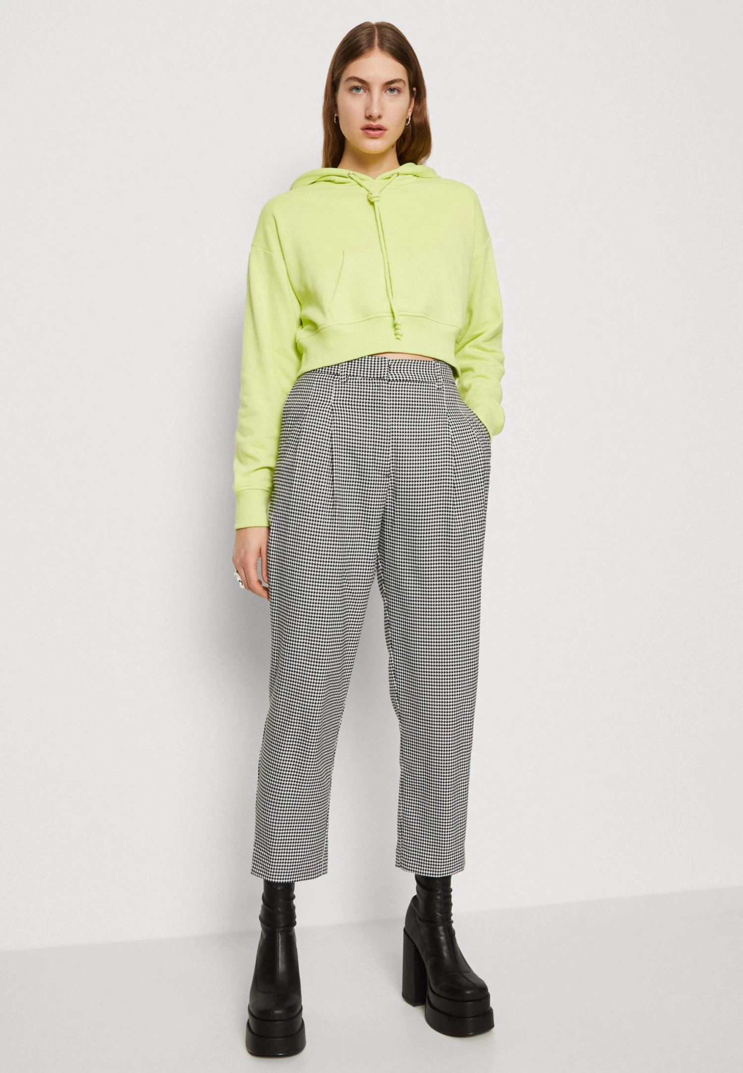 Even&Odd Sweatshirt - Light Green 4 Even&Odd Sweatshirt - Light Green – Image 4