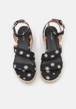 Even&Odd Sandales À Plateforme - Black -Pas Cher Mode Féminine Magasin fd2279971d674565b7ae992001489d39